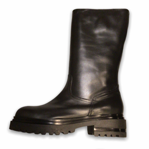 boots-leather-black