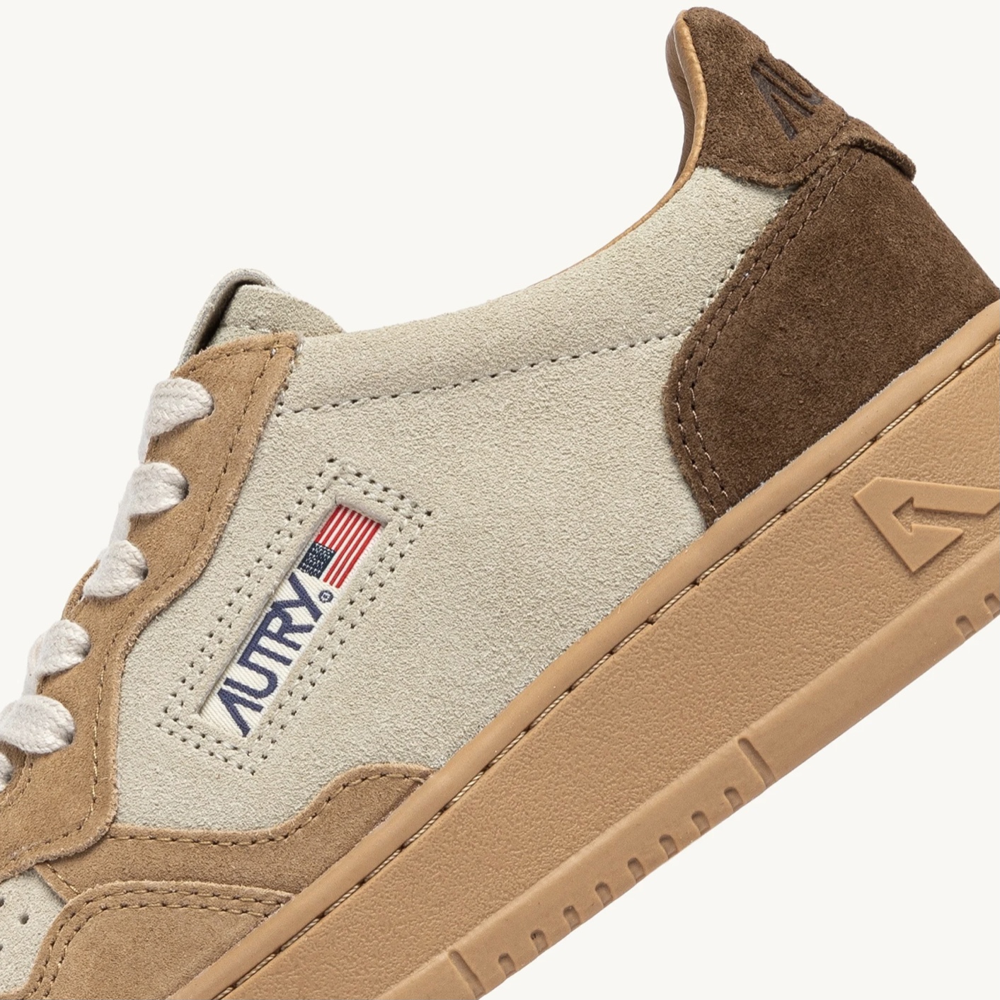 Autry Sneakers Medalist Low Tricolor in Suede Tundra Egg Peanut - immagine 6